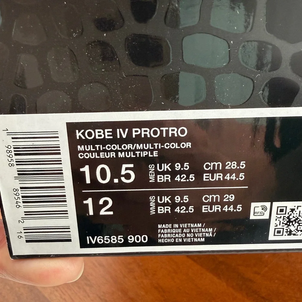 Nike Kobe IV Protro 